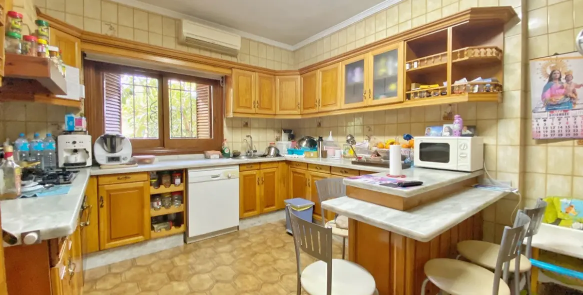 Sale of detached villa in Marbella 18