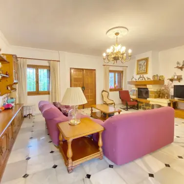 Venta de villa independiente en Marbella