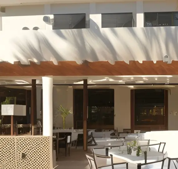 Sale of apartment complex in El Rosario