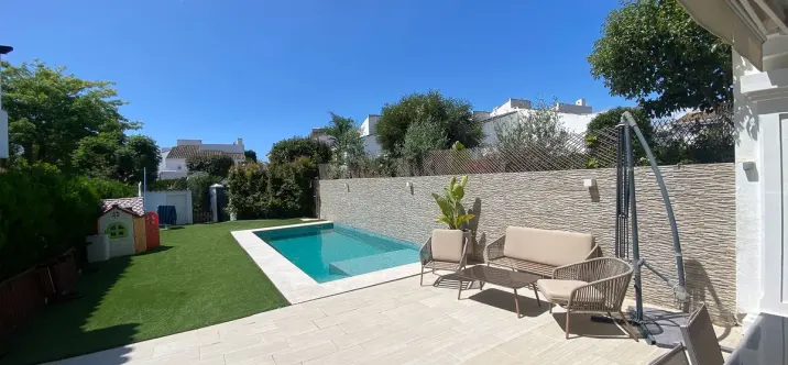 Sale of semi-detached house in San Pedro de Alcántara 1