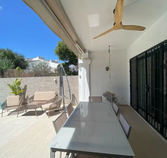 Sale of semi-detached house in San Pedro de Alcántara