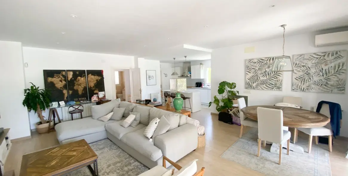 Sale of semi-detached house in San Pedro de Alcántara 5