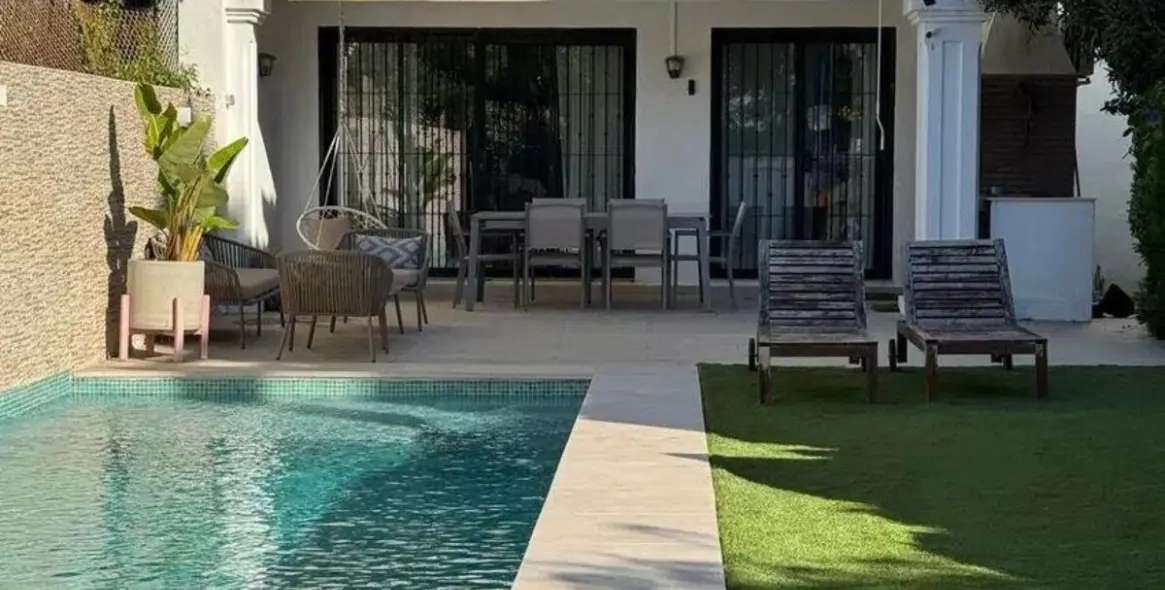 Sale of semi-detached house in San Pedro de Alcántara 14