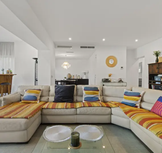 Venta de villa independiente en Guadalmina Alta