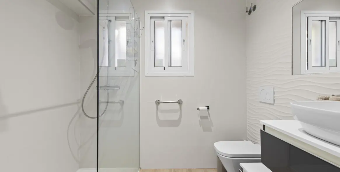 Продажа  отдельно стоящей виллы в Guadalmina Alta 20