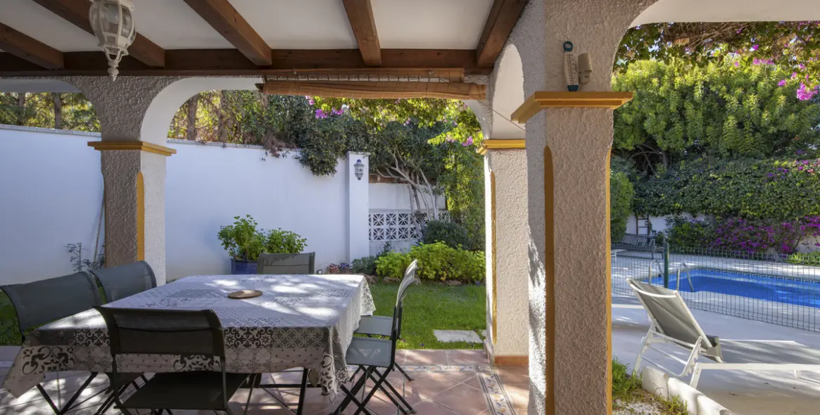 Venta de villa independiente en Guadalmina Alta 3