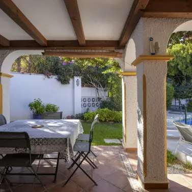 Sale of detached villa in Guadalmina Alta