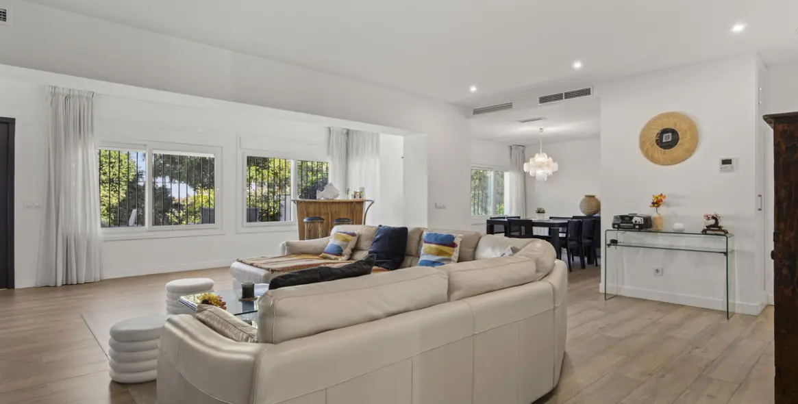 Venta de villa independiente en Guadalmina Alta 6