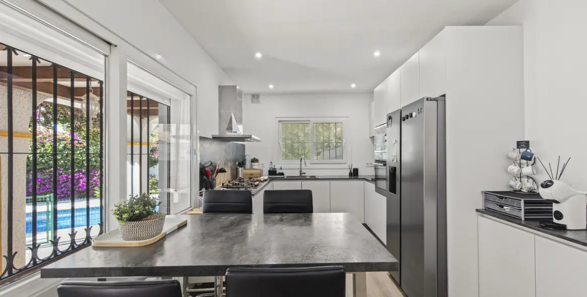 Venta de villa independiente en Guadalmina Alta 8