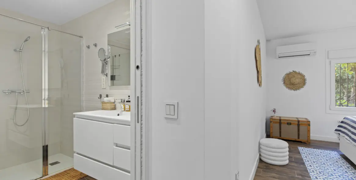 Venta de villa independiente en Guadalmina Alta 17