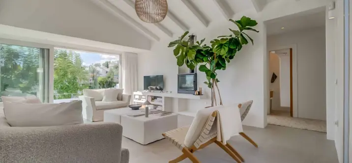 Продажа  отдельно стоящей виллы в Benalmadena 1