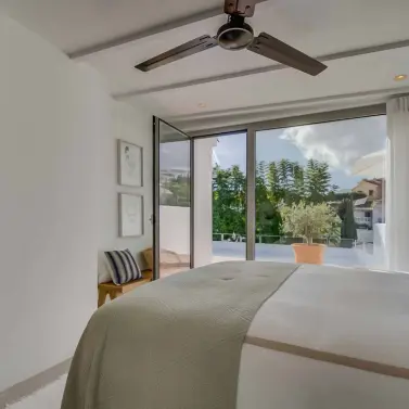 Продажа  отдельно стоящей виллы в Benalmadena