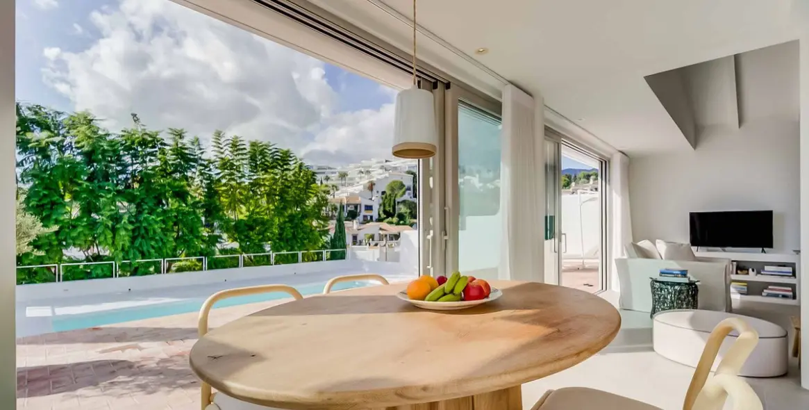 Продажа  отдельно стоящей виллы в Benalmadena 4