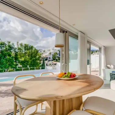 Продажа  отдельно стоящей виллы в Benalmadena