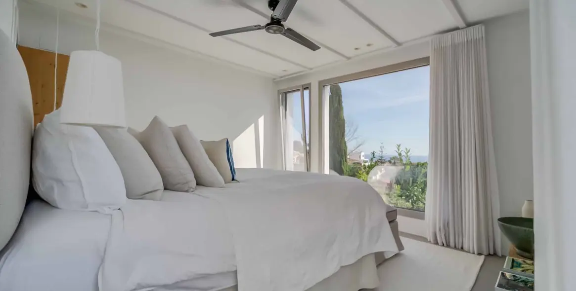 Продажа  отдельно стоящей виллы в Benalmadena 44