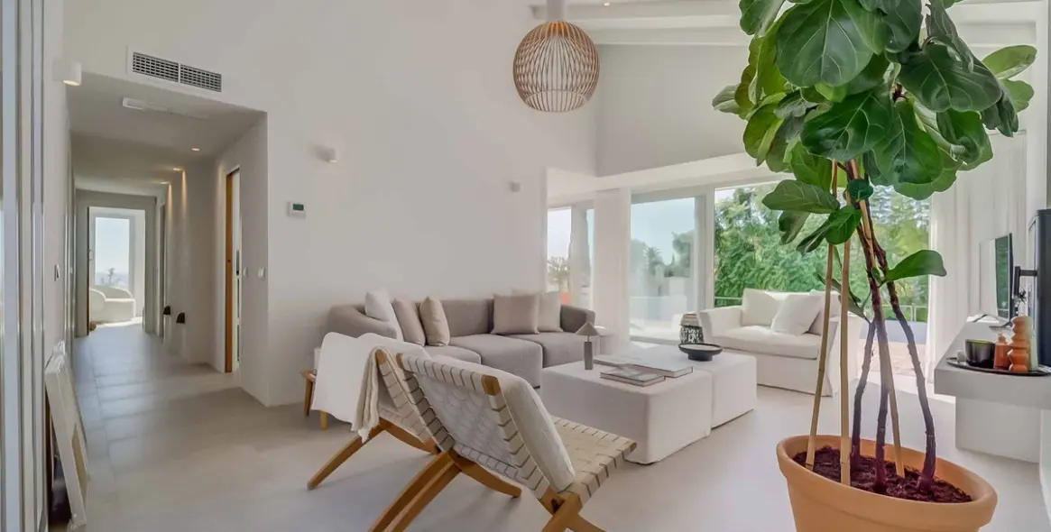 Продажа  отдельно стоящей виллы в Benalmadena 57