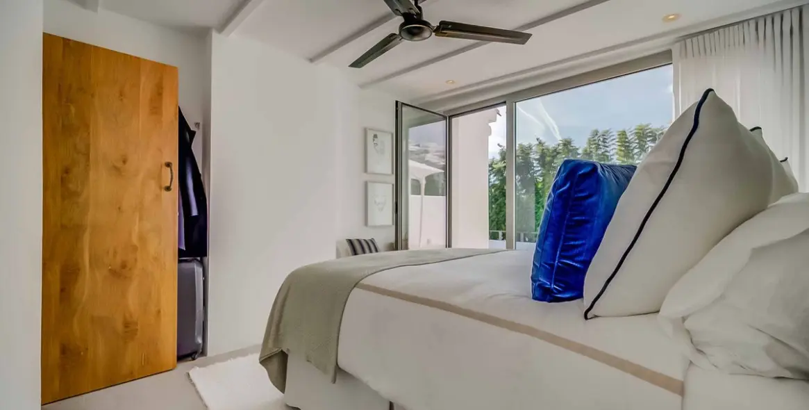 Продажа  отдельно стоящей виллы в Benalmadena 76