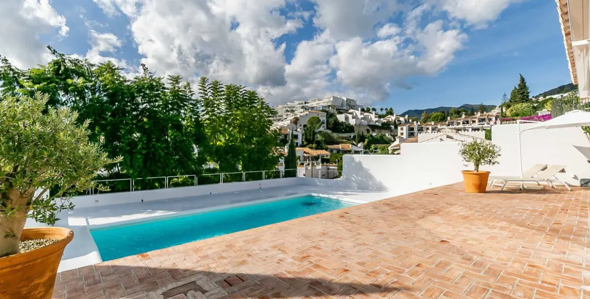 Продажа  отдельно стоящей виллы в Benalmadena 94