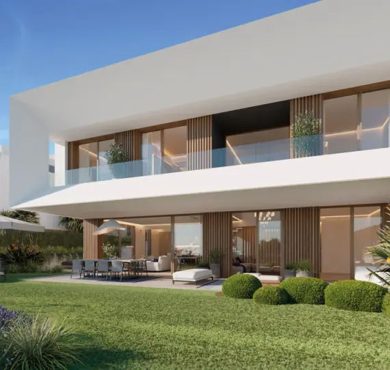 Продажа дома на две семьи в El Paraiso