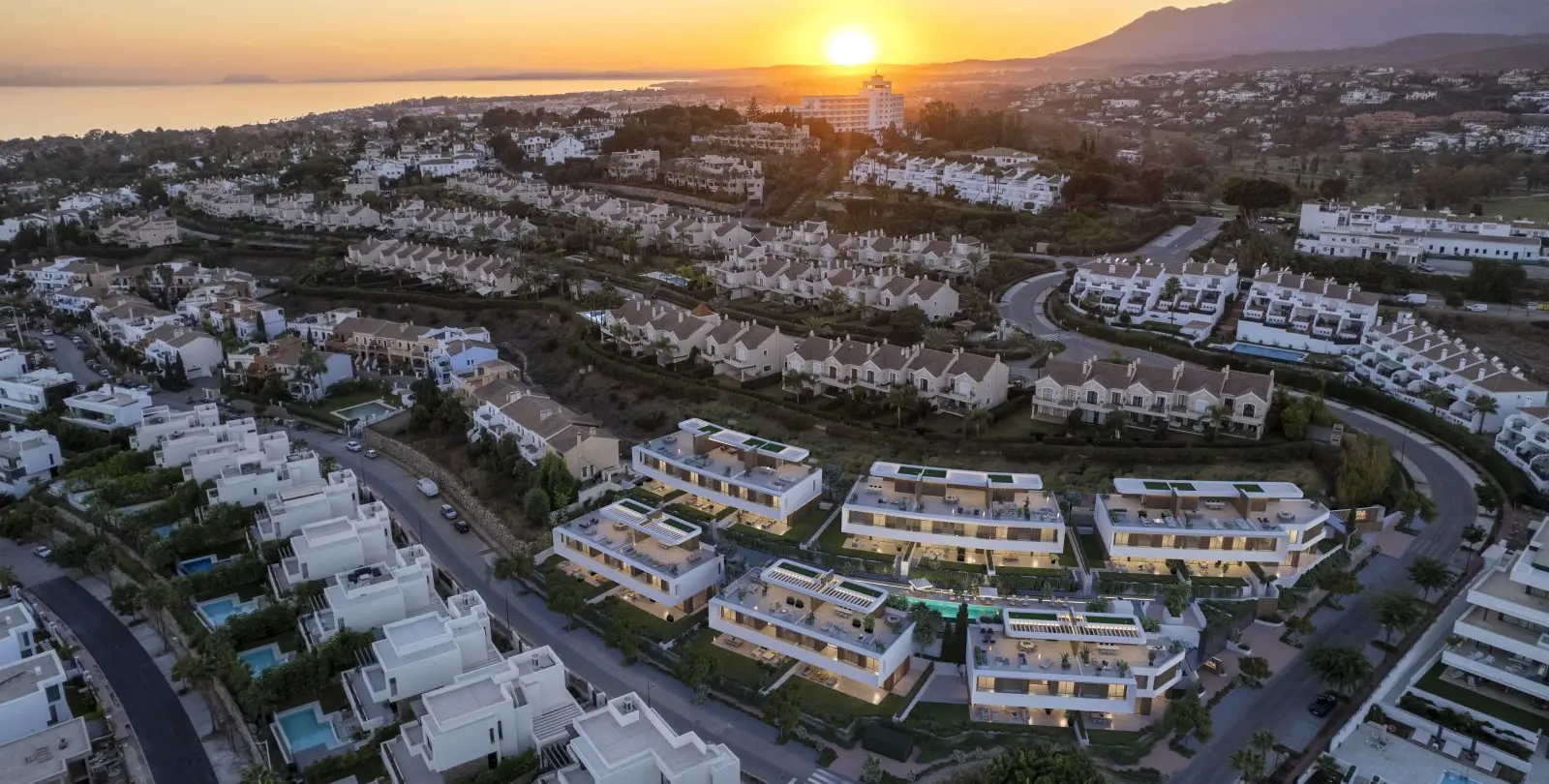 Venta de casa pareada en El Paraiso 1