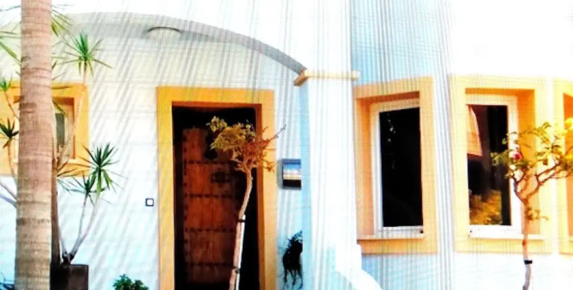 Продажа дома на две семьи в Puerto Banús 1