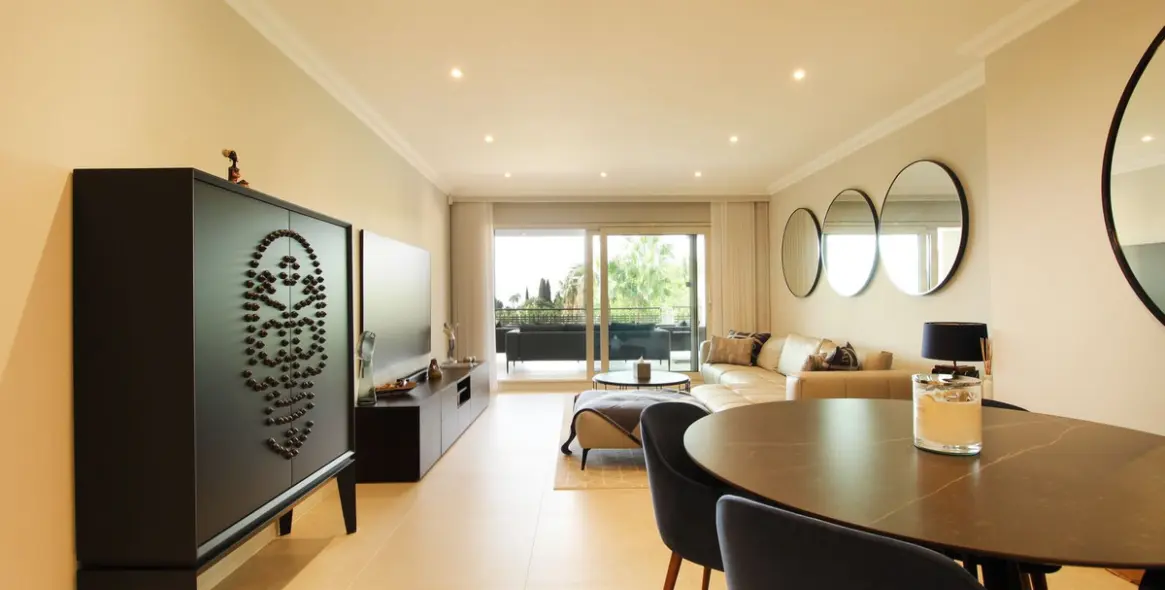 Venta de apartamento en planta baja en Sierra Blanca 2