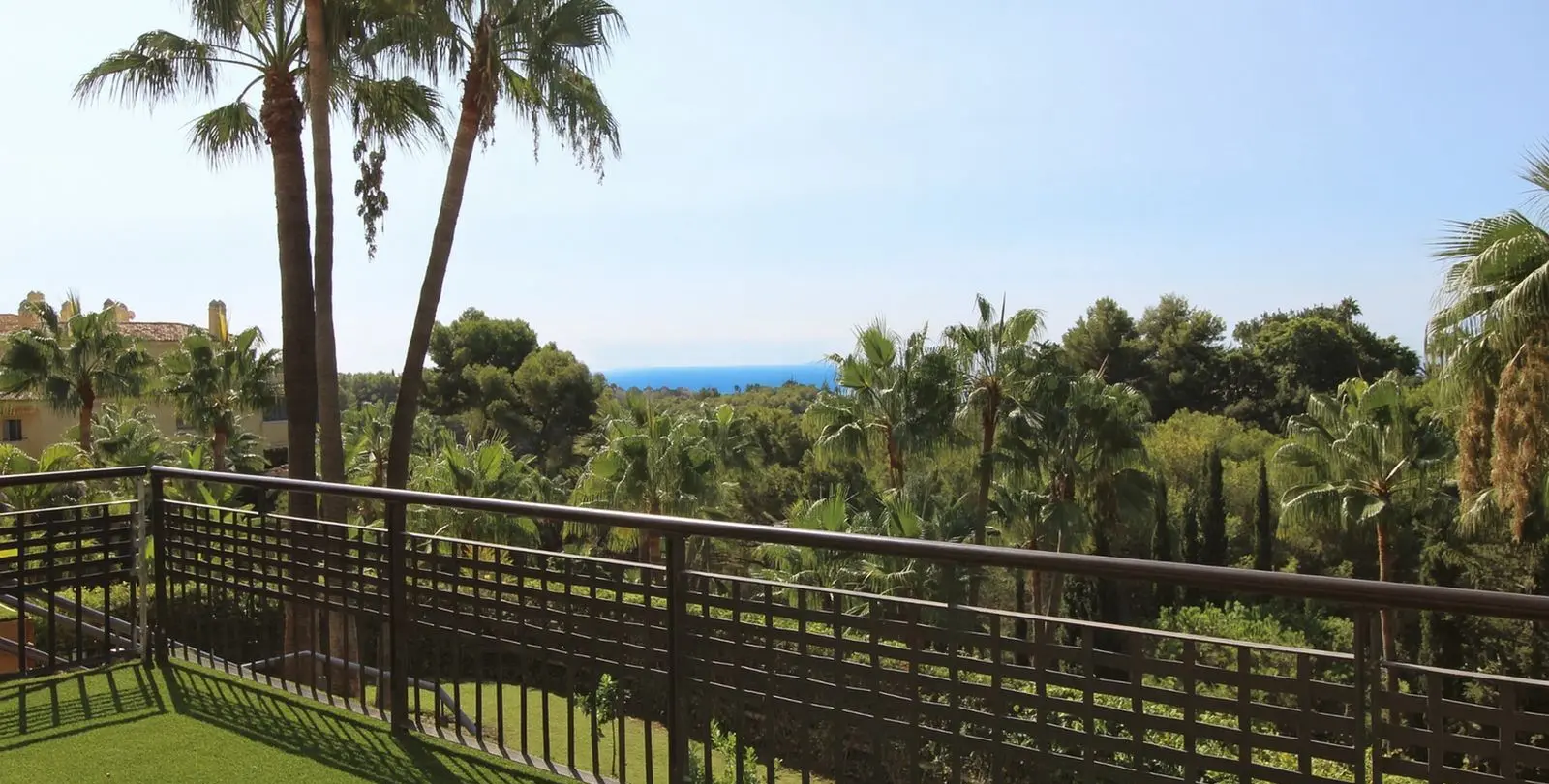 Venta de apartamento en planta baja en Sierra Blanca 4