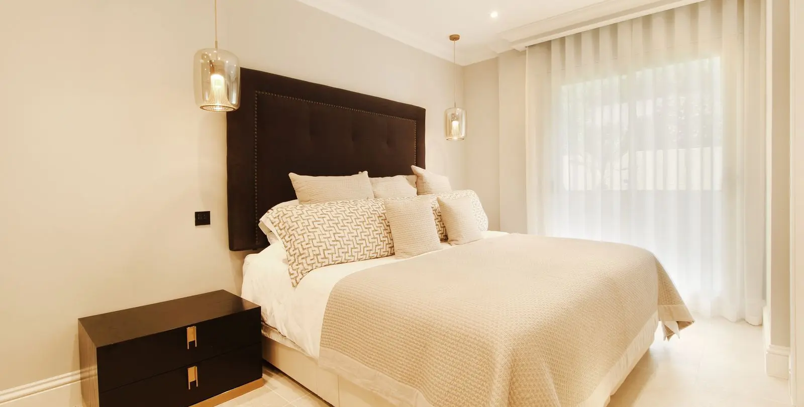 Venta de apartamento en planta baja en Sierra Blanca 16