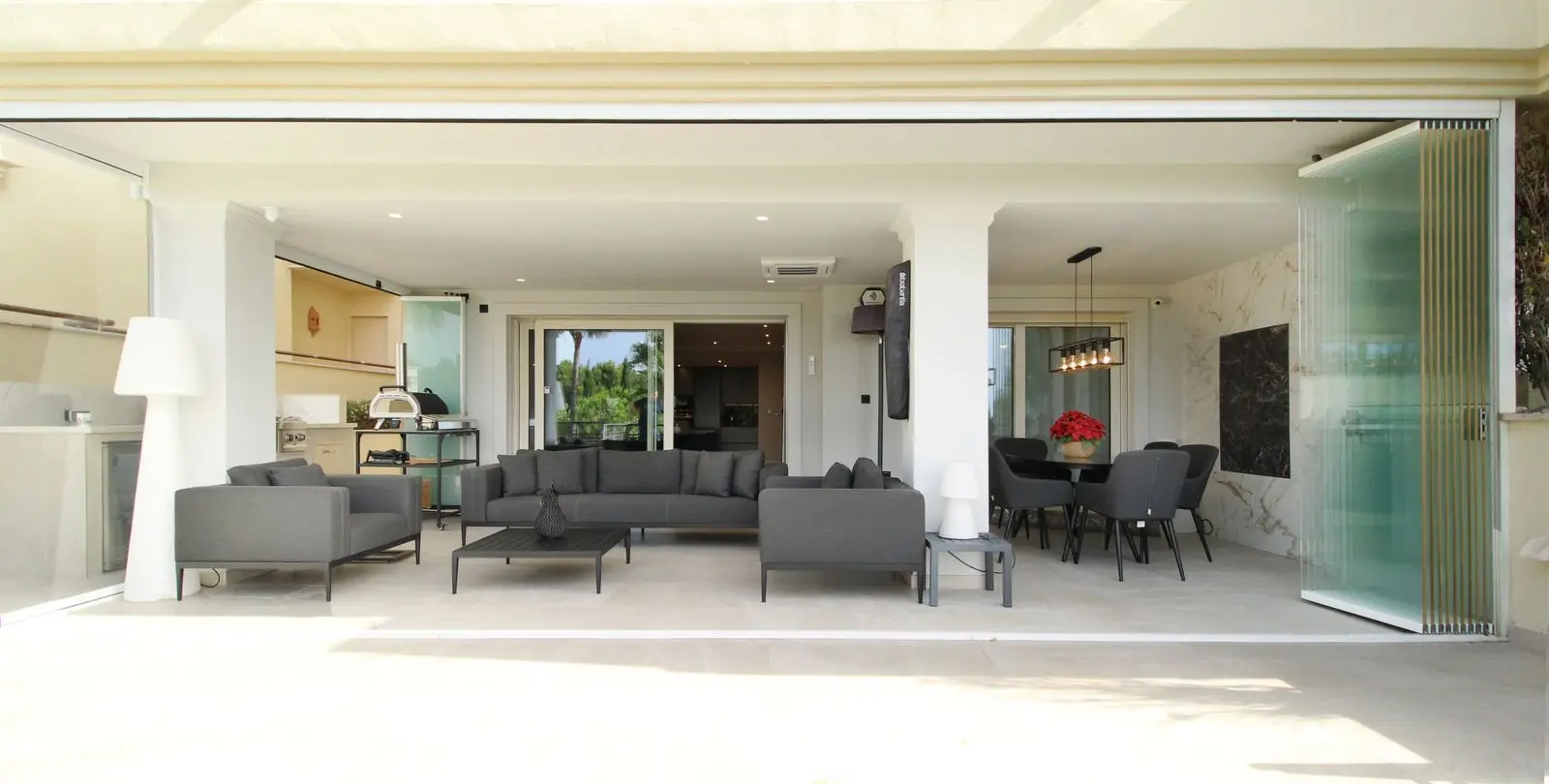 Venta de apartamento en planta baja en Sierra Blanca 18