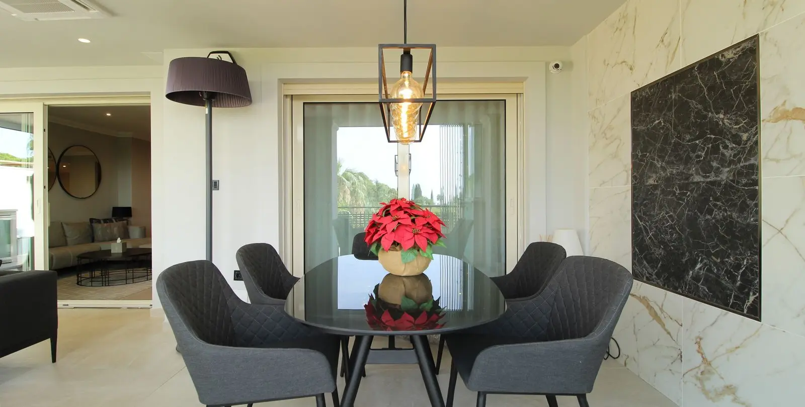 Venta de apartamento en planta baja en Sierra Blanca 19