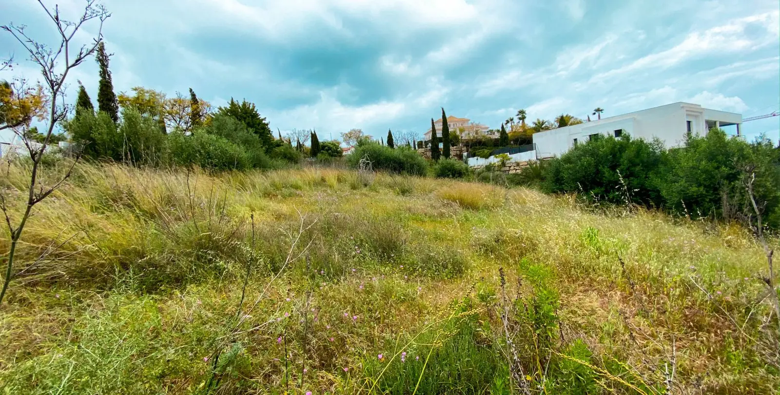 Sale of residential plot in Los Flamingos 2