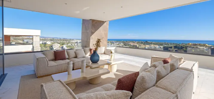 Venta de apartamento en planta baja en New Golden Mile 1