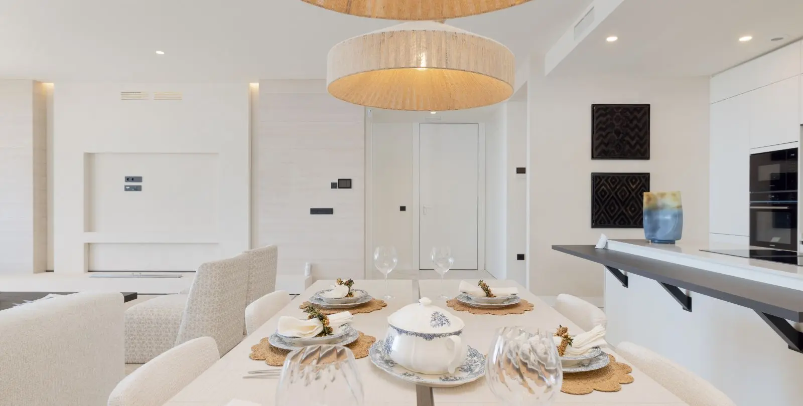 Sale of ground floor apartment in New Golden Mile 12