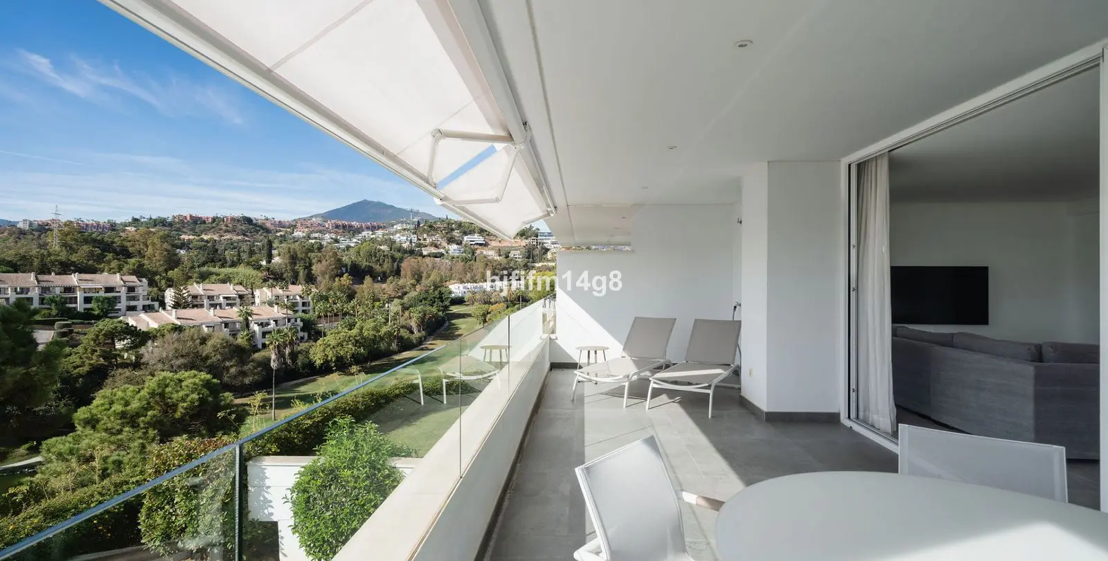 Venta de ático dúplex en La Quinta 17