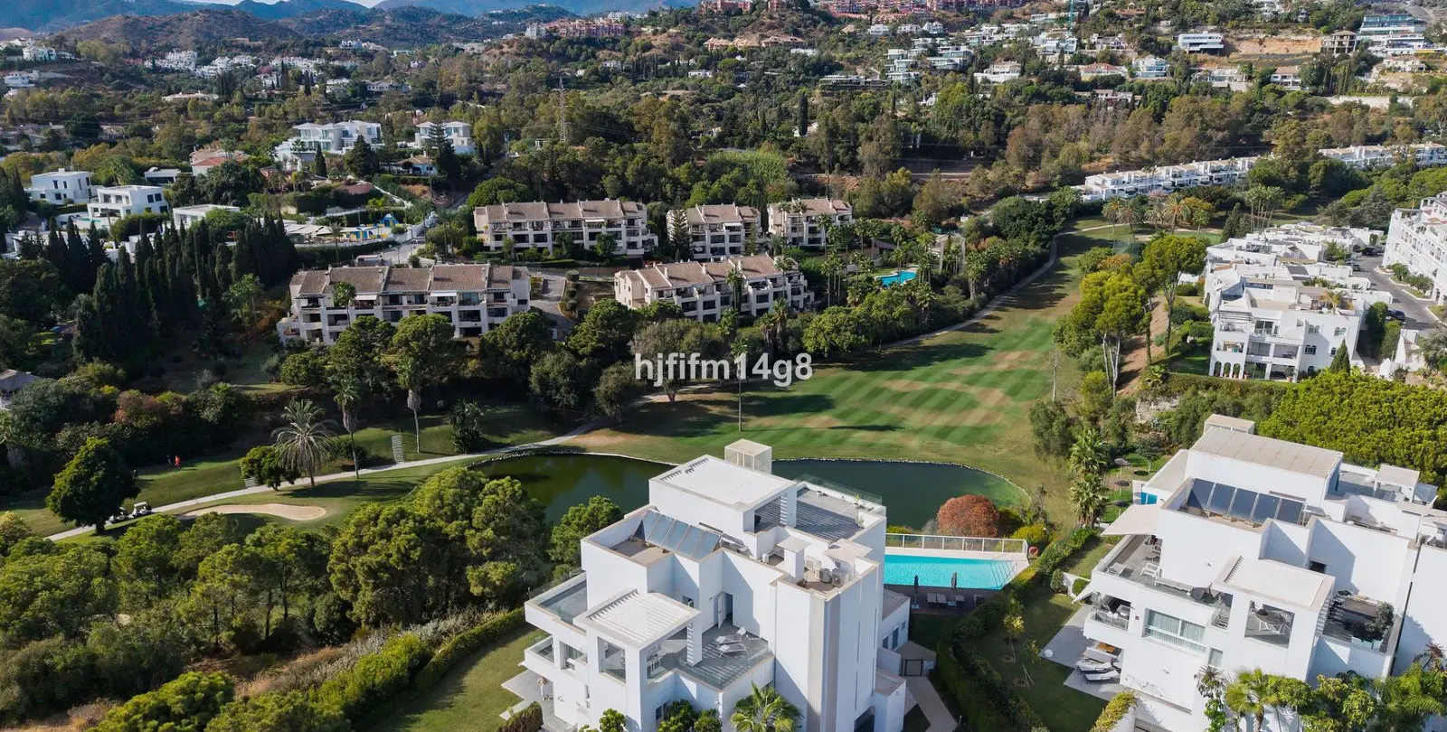 Venta de ático dúplex en La Quinta 25
