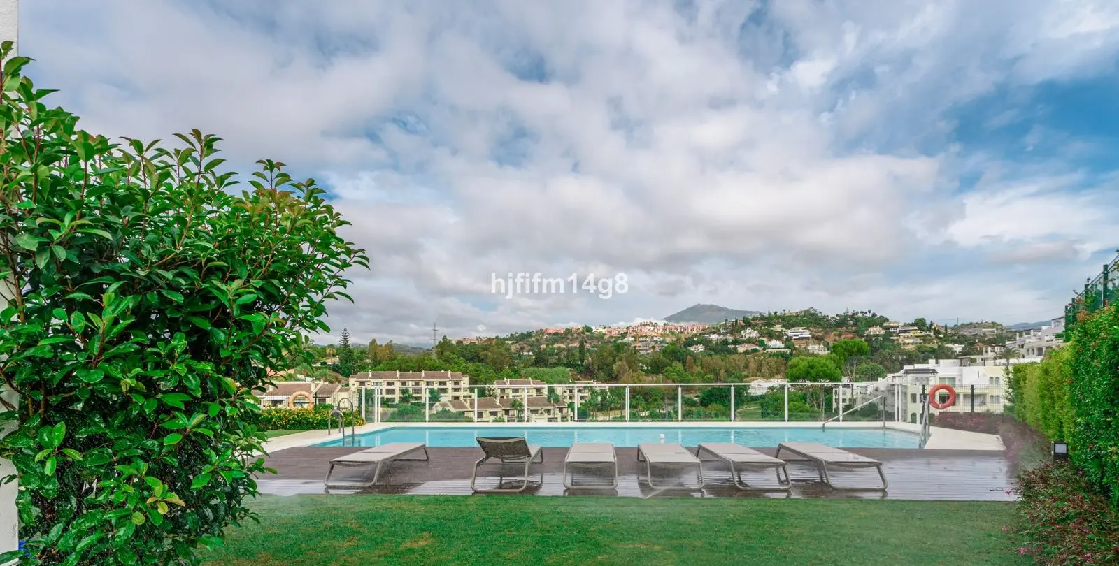 Venta de ático dúplex en La Quinta 28