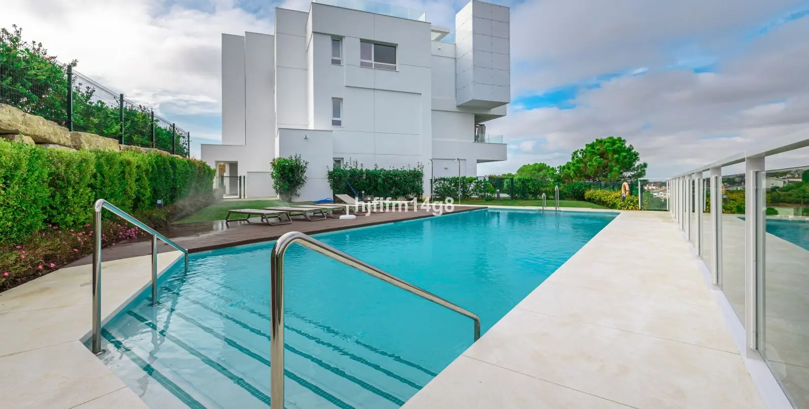 Venta de ático dúplex en La Quinta 29