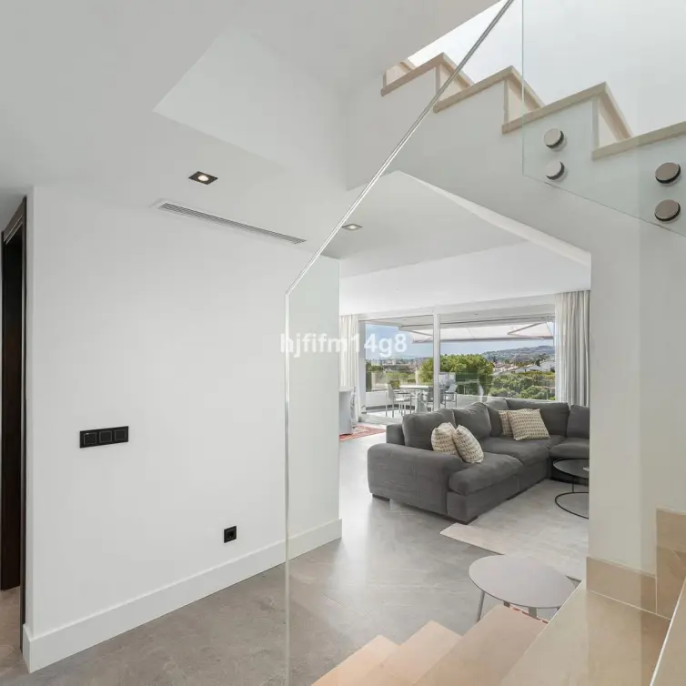 Sale of penthouse duplex in La Quinta