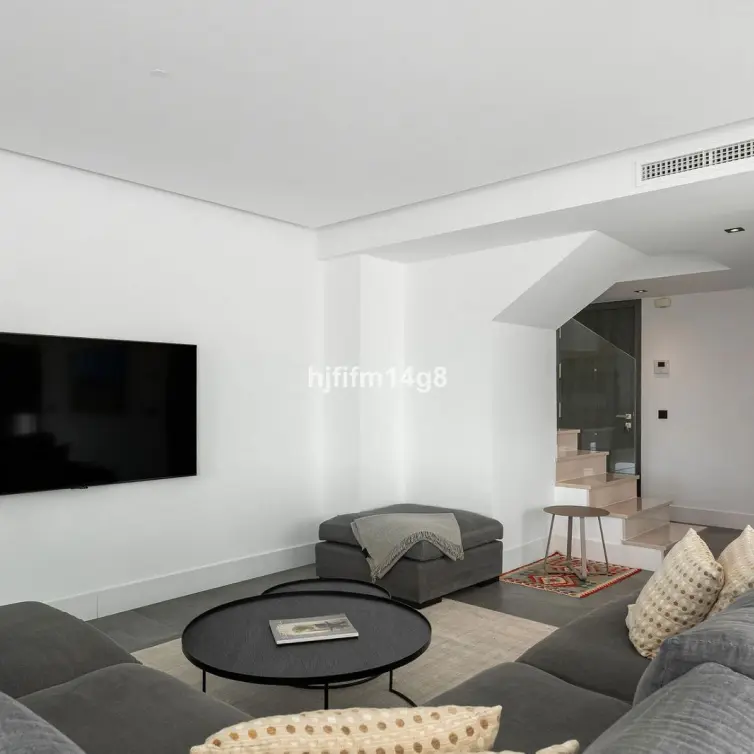 Sale of penthouse duplex in La Quinta