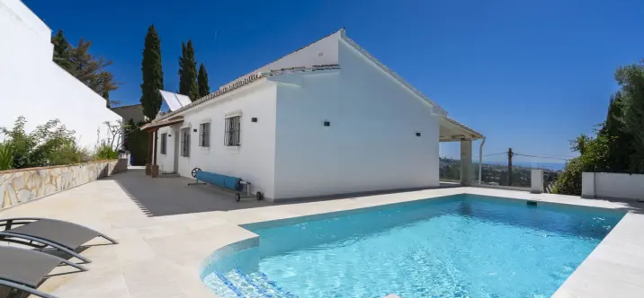 Sale of detached villa in La Cala de Mijas 0