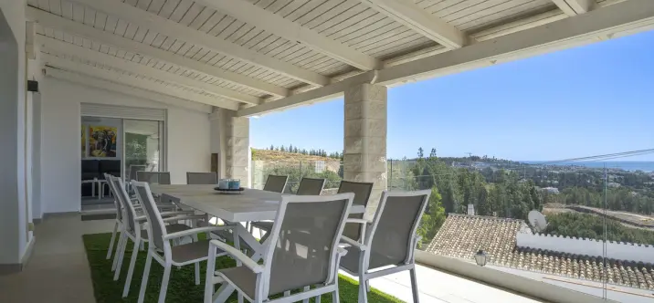 Sale of detached villa in La Cala de Mijas 2