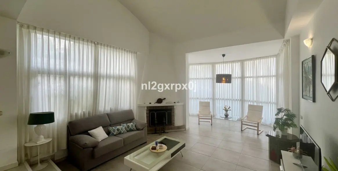 Venta de villa independiente en Reserva de Marbella 4