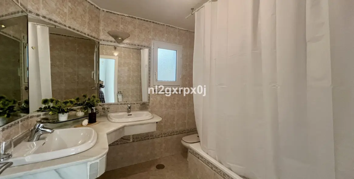 Venta de villa independiente en Reserva de Marbella 11