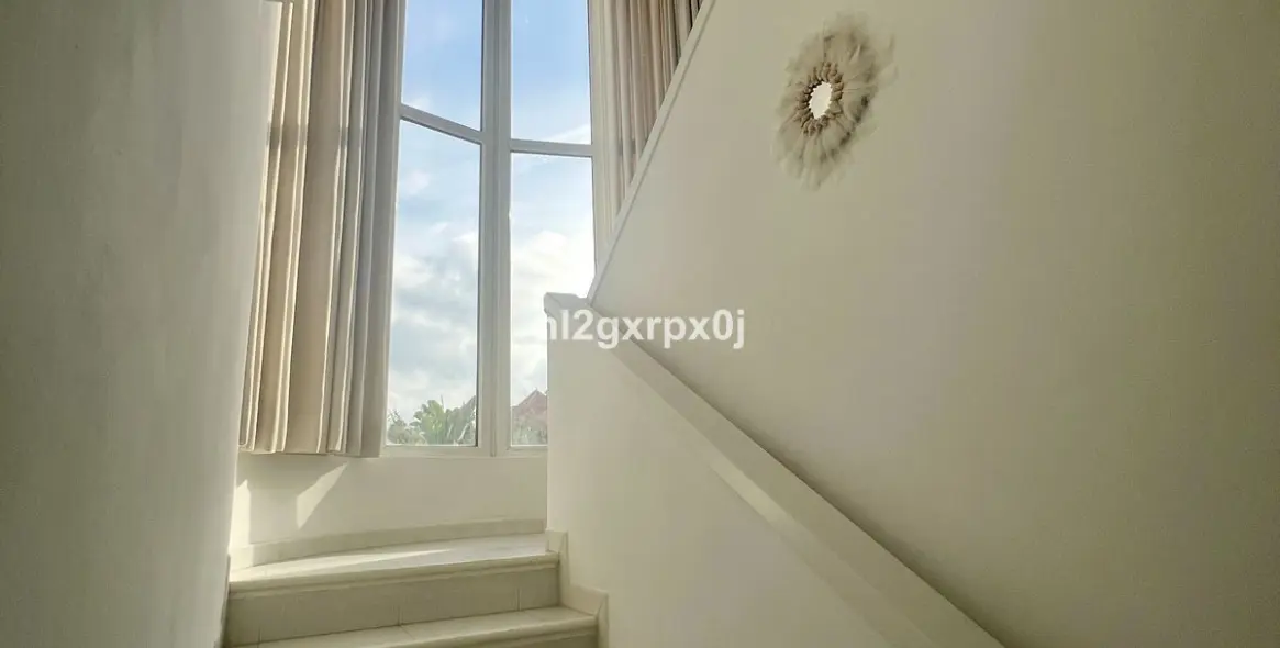 Venta de villa independiente en Reserva de Marbella 14