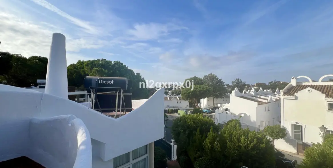 Venta de villa independiente en Reserva de Marbella 16