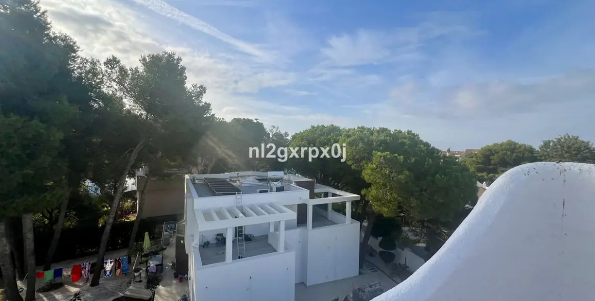 Venta de villa independiente en Reserva de Marbella 17