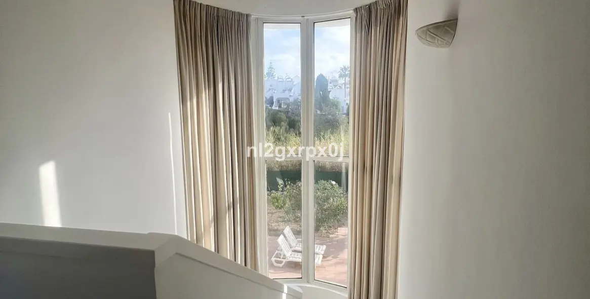 Venta de villa independiente en Reserva de Marbella 18