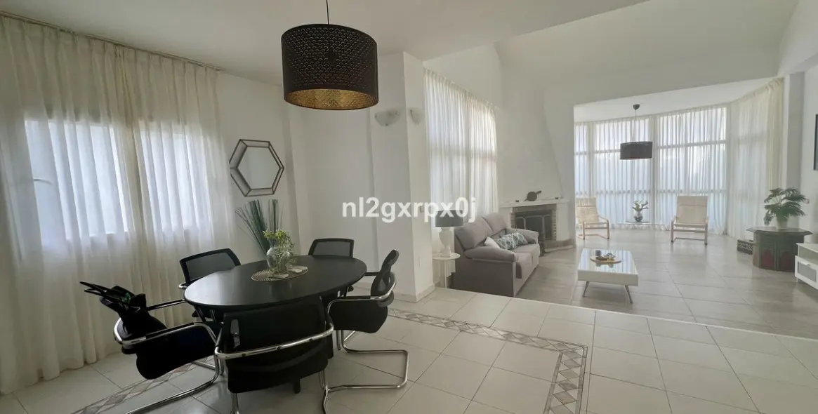 Продажа  отдельно стоящей виллы в Reserva de Marbella 26