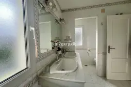 Image 20 thumb