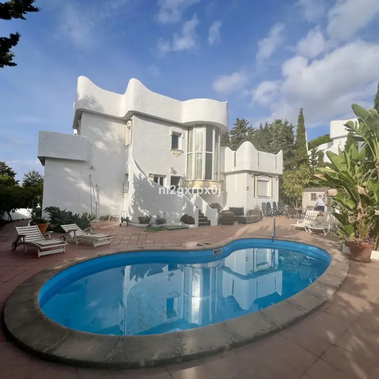 Sale of detached villa in Reserva de Marbella